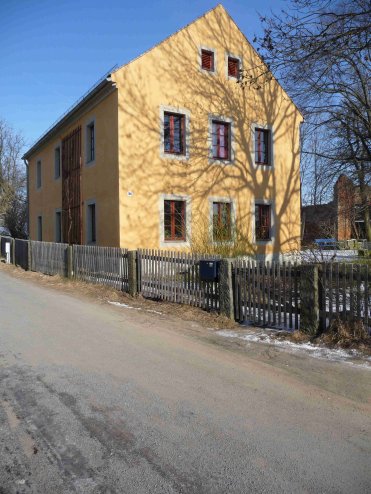 HAUS B- DRESDEN HAUS B- DRESDEN