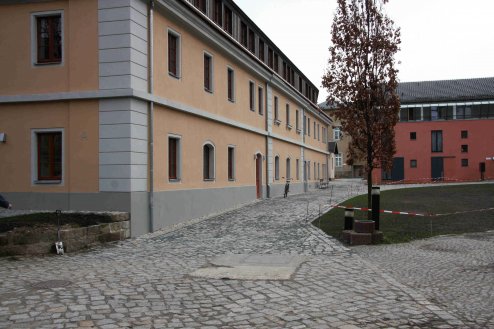 WOHNSTÄTTE UND THERAPIEEINRICHTUNG- DRESDEN WOHNSTÄTTE UND THERAPIEEINRICHTUNG- DRESDEN